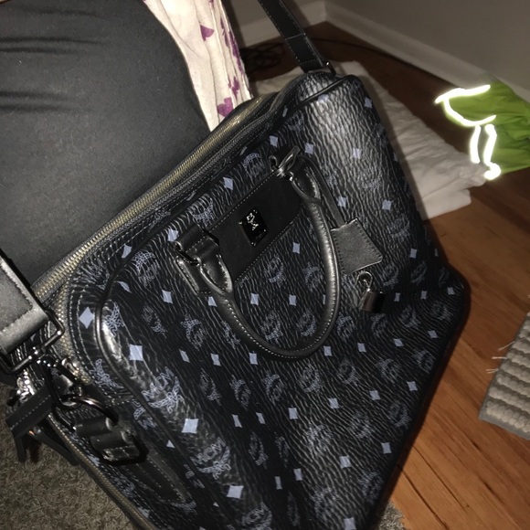 MCM Crossbody Shoulder bag - Picture 7 of 8